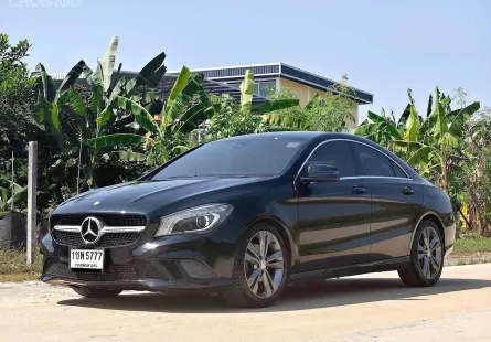 Mercedes Benz CLA 200 A/T ปี 2016 จด 2017