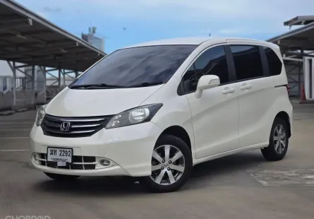 HONDA FREED 1.5 E 2011 จด 2012