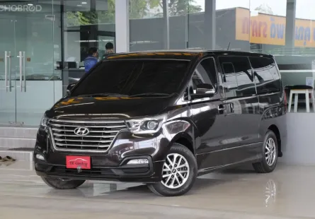 Hyundai H-1 2.5 Elite ปี 2020 รถบ้านแท้มือเดียว ไมล์น้อยเข้าศูนย์ตลอด สวยเดิมทั้งคันรับประกัน ฟรีดาว
