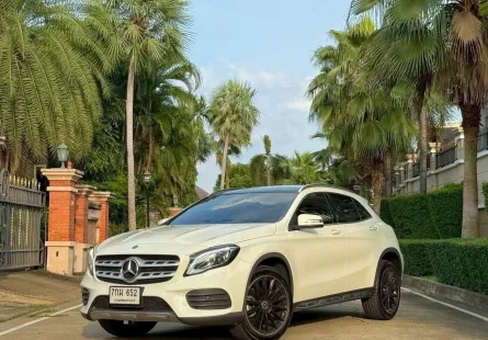 2020 Mercedes-Benz GLA-Class 2.0 GLA250 SUV ดาวน์ 0% รถสวย ไมล์น้อย เจ้าของขายเอง  