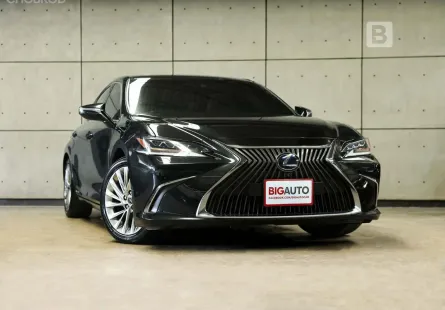 2021 Lexus ES300h 2.5 Grand Luxury Sedan AT ไมล์แท้ มือแรกจากป้ายแดง จดทะเบียนปี 2021 B4680
