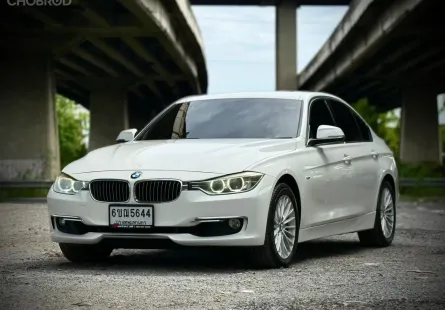 BMW 3 Series 320i LUXURY 2012 รถบ้านสภาพดี ไมล์แท้