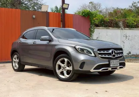 2020 Mercedes-Benz GLA-Class 1.6 GLA200 SUV ฟรีดาวน์ รถสวย ไมล์น้อย  