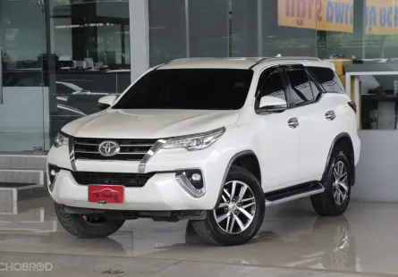 Toyota Fortuner 2.4 V ปี2018 รถบ้านแท้มือเดียว ใช้น้อย5x,xxx เข้าศูนย์ตลอด สวยเดิมทั้งคัน ออกรถ0บาท