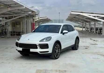 Porsche Cayenne 3.0 E-Hybrid 2018 รถสวย ไมล์แท้  70,000 km . ออกศูนย์ AAS  