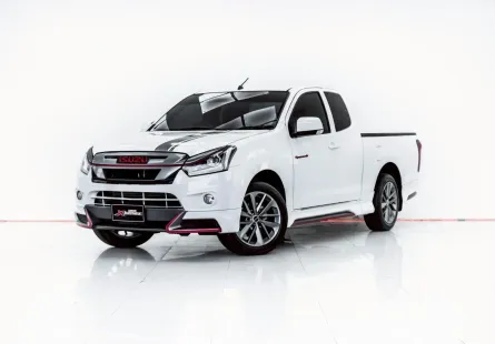 3B578 ISUZU D-MAX 1.9 X-SREIES SPACE CAB MT 2019