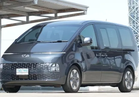 Hyundai STARIA 2.2 SEL ปี 2022 ราคาดี ไมล์น้อย