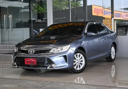 Toyota CAMRY 2.0G ปี 2017 รถบ้านแท้มือเดียว ใช้น้อยเข้าศูนย์ ไม่เคยติดแก๊ส สวยเดิมทั้งคัน ออกรถ0บาท