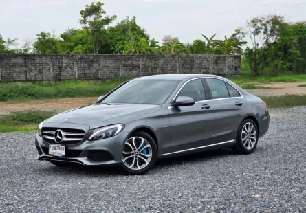 MERCEDES-BENZ C350e Plug-In HYBRID Avantgarde [W205] ปี 2017 ไมล์ป้ายแดง แทบไม่ได้ใช้ เซอร์วิสศูนย์