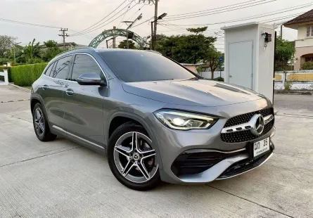 Mercedes-Benz GLA200 AMG 2023