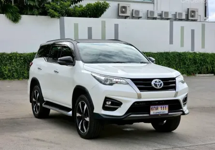 Toyota Fortuner 2.8 TRD Sportivo 2019 รถสวย ไมล์น้อย 