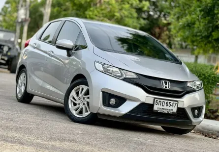 Honda Jazz GK 1.5S  เกียร์: ออโต้ เครื่องยนต์: เบนซิน สี: เทา ปี: 2016