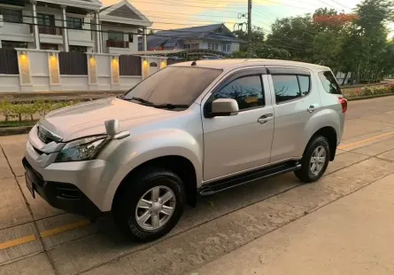 2016 Isuzu MU-X 1.9 CDเปลี่ยนเป็นDVDจากศูนย์ รถมือเดียว ซื้อสดป้ายแดง สภาพใหม่มาก