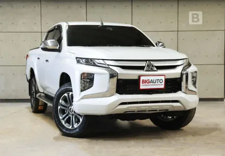 2019 Mitsubishi TRITON 2.4 GT Premium 4WD MT ไมล์แท้ 3 หมื่น สเปกนี้หายากมาก มือแรกจากป้ายแดง B9019