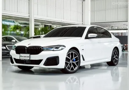 2022 BMW 5 Series 2.0 530e รถเก๋ง 4 ประตู 