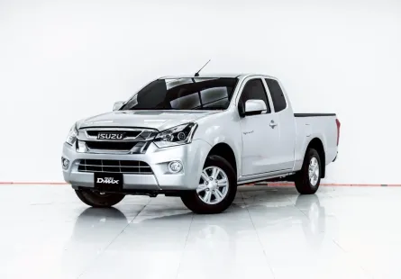 3B589 ISUZU D-MAX 1.9 L SPACECAB MT 2017