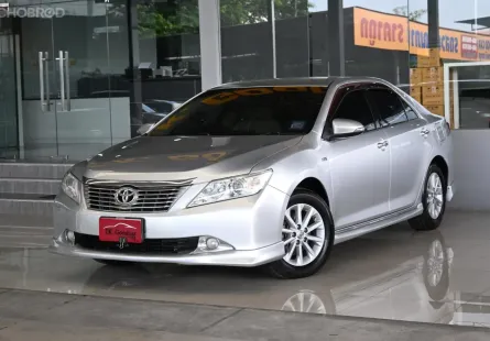 Toyota CAMRY 2.0 G ปี 2013 รถบ้านแท้ๆ ไม่เคยติดแก๊สแน่นอน สวยเดิมทั้งคัน เข้าศูนย์ตลอด ออกรถ0บาท