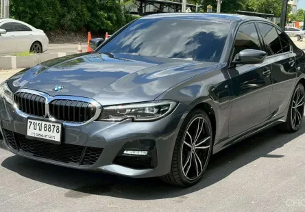 2023 BMW SERIES 330e M SPORT Plug-in Hybrid Topสุด สีเทา