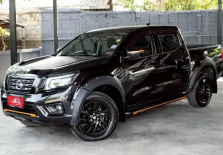NISSAN NAVARA NP300 2.5 สี่ประตู BLACK EDITION CALIBRE A/T ปี2019 จด ปี2020(MNC) สีดำ