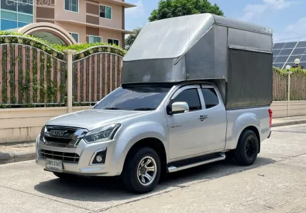 ISUZU D-MAX BLUE POWER SPACECAB HI-LANDER 1.9 DDI Z DVD (MNC) ปี 2017 เกียร์MT 6 Speed สภาพนางฟ้า