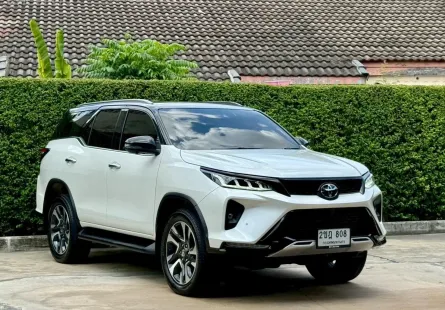 2021 Toyota Fortuner 2.8 Legender SUV เจ้าของขายเอง รถสวย ไมล์น้อย  