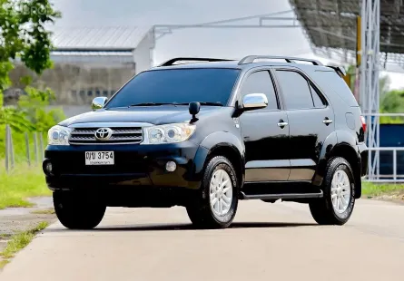 TOYOTA Fortuner 2.7 V เบนซิน + LPG A/T ปี 2010 จด 2011