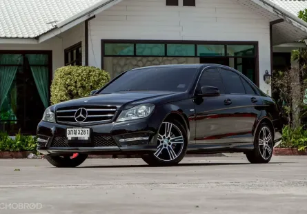 Mercedes-Benz C200 1.8 CGI BlueEFICIENCY W204 AT 2014