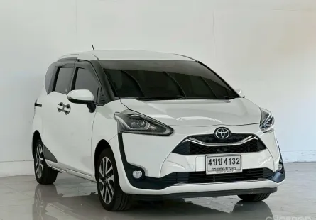 Toyota Sienta 1.5 V 2022 ไมล์น้อย ศูนย์ดูแล