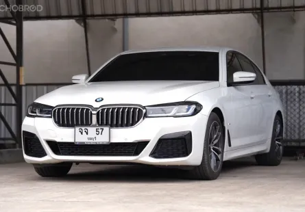 BMW 5 Series 2.0 520d M Sport 2022 รถสวย ไมล์น้อย  