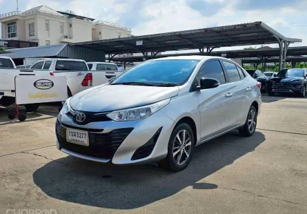 2020 Toyota Yaris Ativ 1.2 Mid รถเก๋ง 4 ประตู 