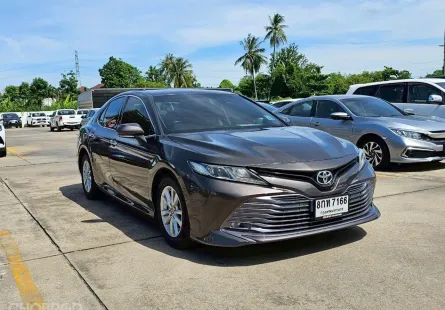 2018 Toyota CAMRY 2.0 G รถเก๋ง 4 ประตู 