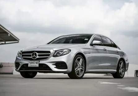 Benz E350e AMG ปี 2017 ประหยัดน้ำมันได้ด้วย EV Mode รถมือเดียว ป้ายแดง พร้อมใช้งาน