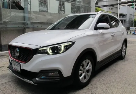2018 MG ZS 1.5 D เกียร์AUTO สีขาว ปุ่มSTART เบาะหนัง พวงมาลัยมัลติ จอDVD 