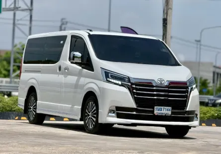 TOYOTA MAJESTY 2.8 Premium ปี 2025 สภาพใหม่มาก