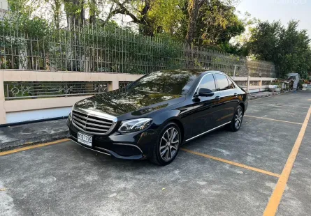 2017 Mercedes-Benz E-Class 2.0 E220d ดีเซล รถเจ้าของเดียว รถสวยไม่มีชน ตรวจสภาพได้ 5 ดาวทุกรายการ