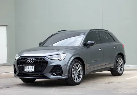 Audi Q3 2.0 40 TFSI quattro S line Black Edition ปี 2021