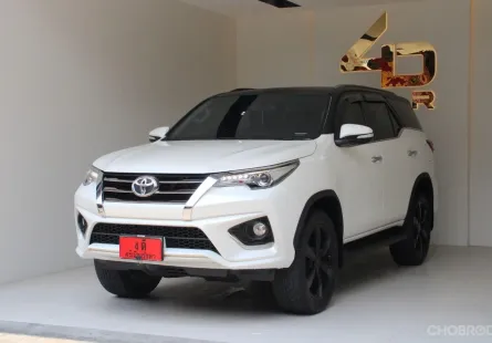 2017 TOYOTA FORTUNER 2.8 TRD SPORTIVO BLACK TOP 2WD