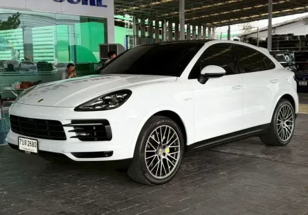 2021 Porsche Cayenne 3.0 E-Hybrid Coupe สีขาว