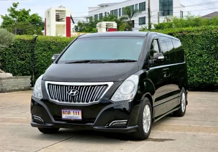 Hyundai Grand Starex 2.5 VIP 2017 รถบ้านแท้ มือเดียว ไมล์น้อย  