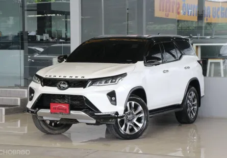 Toyota Fortuner 2.8 Legender 4WD ปี 2021 ไมล์แท้6x,xxxโล รถบ้านมือเดียว สวยเดิมทั้งคัน ฟรีดาวน์