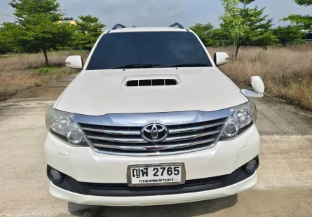 TOYOTA FORTUNER 3.0 V.4 WD CHAMP เกียร์ออโต้ ปี 2011