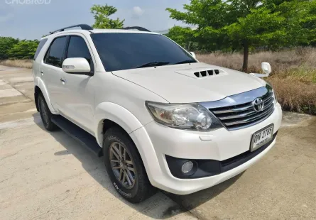 TOYOTA FORTUNER 3.0 V.4 WD CHAMP เกียร์ออโต้ ปี 2011