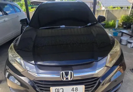 ขายรถ Hrv 1.8E รถเจ้าของขายเอง ใช้มือเดียว ดูแลอย่างดี สภาพดีมาก ประกันชั้น1 