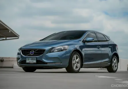 Volvo V40 T5 B ปี 2014 รับประกันเลขไมล์แท้💯รถบ้านแท้ มือเดียว ป้ายแดง