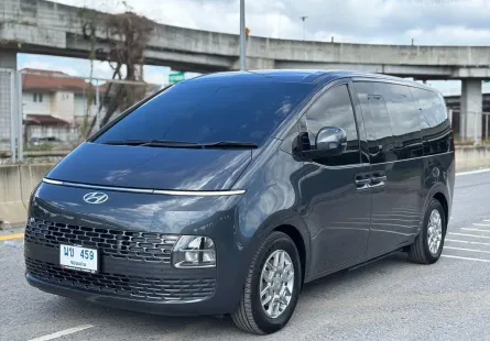 Hyundai Staria 2.2 S 2022 ขายรถตู้สวย มือเดียว ไมล์น้อย