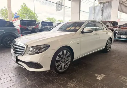 2017จด2019 Mercedes-Benz E350e Exclusive W213 สีขาว