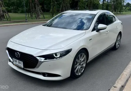 2021 Mazda 3 2.0 (4Door) รถเก๋ง 4 ประตู ออกรถ 0 บาท รถสวย ไมล์น้อย  
