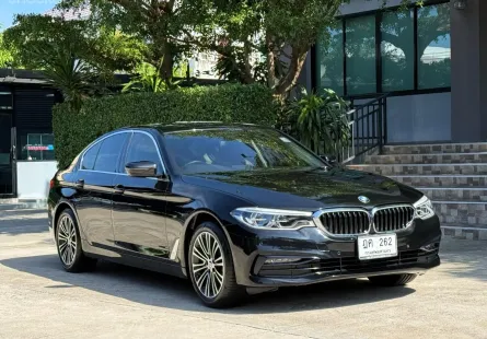 2019 BMW 530E รถมือเดียวป้ายแดง รถออกศูนย์ BMW THAILAND วิ่งน้อย เข้าศูนย์ตลอด รถไม่มีอุบัติเหตุครับ