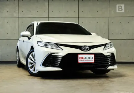 2022 Toyota CAMRY 2.5 Sport Sedan AT ไมล์แท้ รถมือแรกจากป้ายแดง B5230