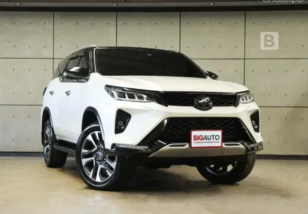 2023 Toyota FORTUNER 2.4 Legender (Black top) SUV AT ไมล์แท้ รับประกันตัวรถ 5 ปี 150,000 KM B5126